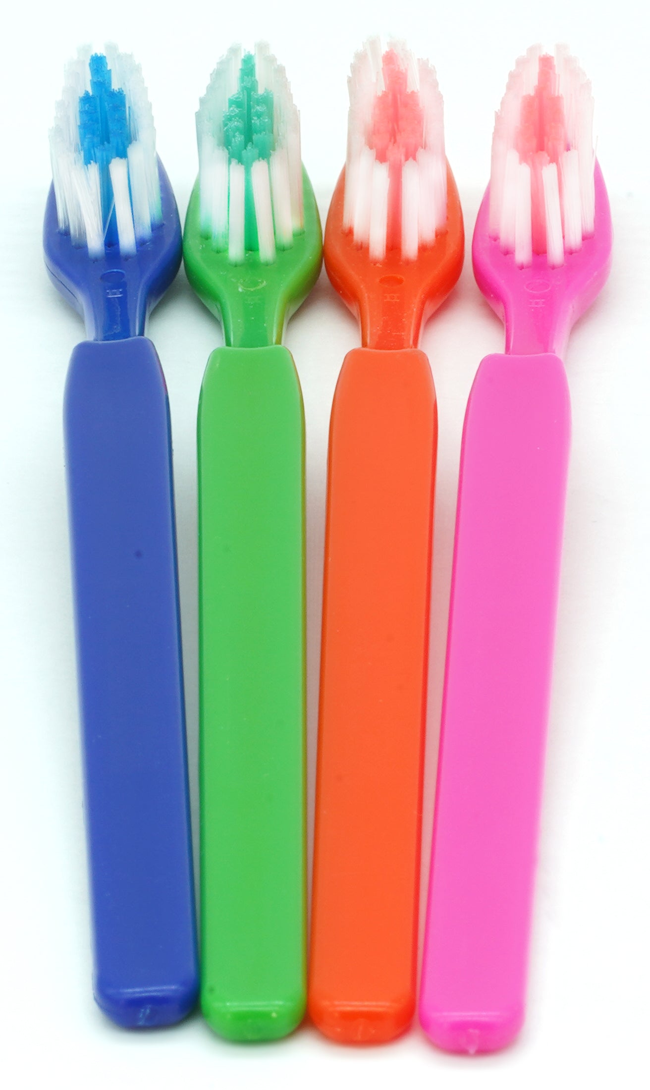 Disposable Toothbrushes (100 per pack)