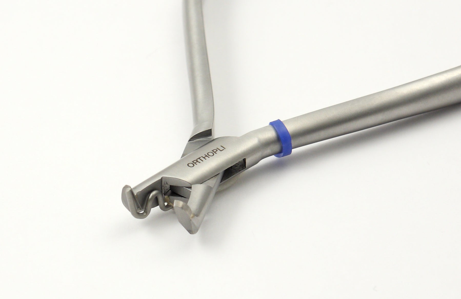 Flush Cut and Hold Distal End Cutter
(Long Handle-Rolled Body)