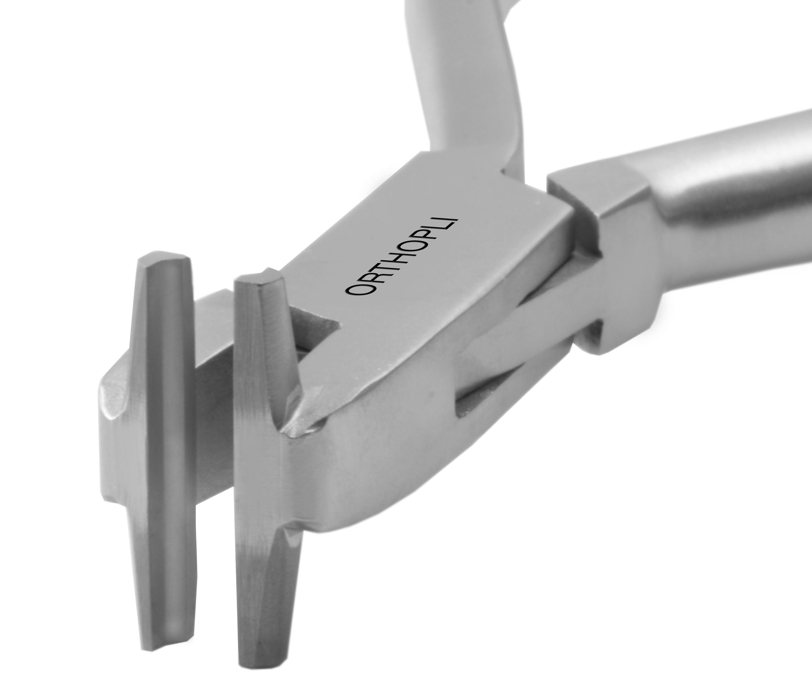 Lingual Step- up and Step- Down Bending Plier 
(available in 1/2mm, 3/4mm, and 1mm)
